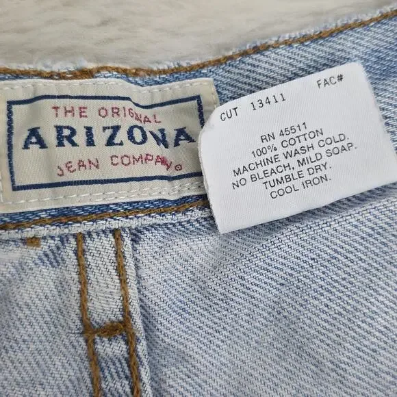 Vintage Arizona Jean Co High Waisted Denim Shorts Light Wash Distressed Jorts 11 - Picture 7 of 8